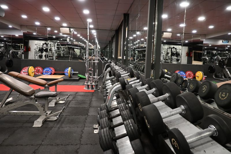 Dumbbell zone